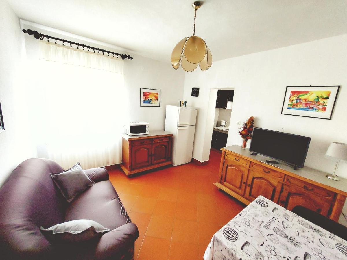Apartment Eli Đảo Pag Ngoại thất bức ảnh